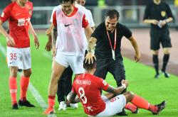 广州恒大淘宝遭遇天津泰达强劲抗衡