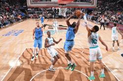 B体育中国官网-篮网主场力克黄蜂，继续取得胜利的简单介绍