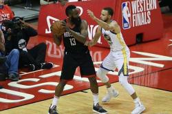 B体育下载-火箭大胜勇士，哈登狂砍35分