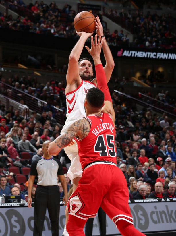 关于火箭击败公牛，麦基砍下27分的信息