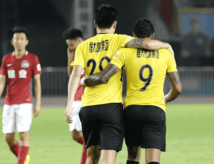 建业客场战平恒大，豪取宝贵积分！