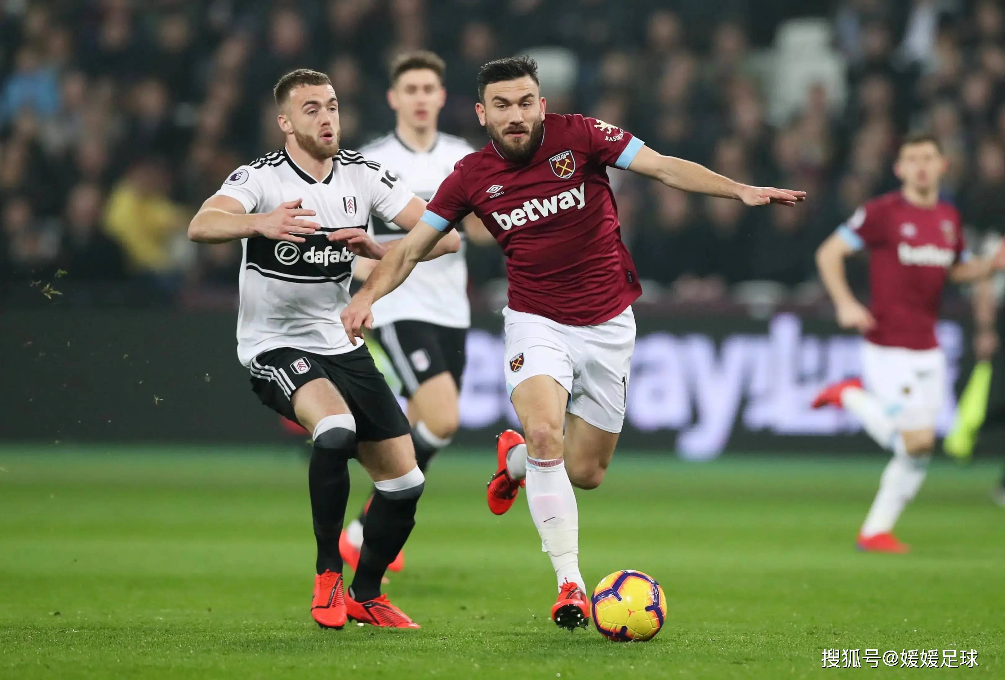 包含勒沃库森主场迎战弗赖堡，期待三分入账的词条